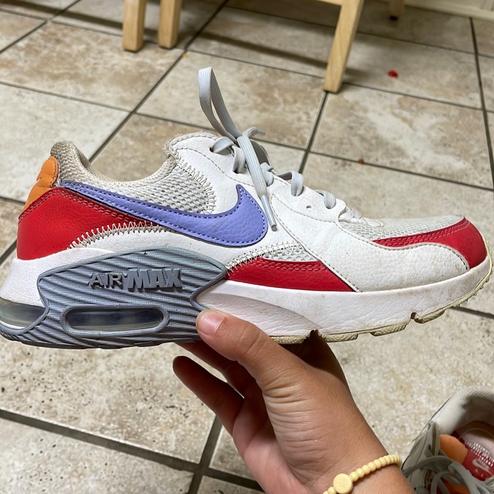 Nike air maxes